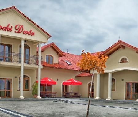 Potocki Dwor Hotel เยนเซโยฟ ภายนอก รูปภาพ