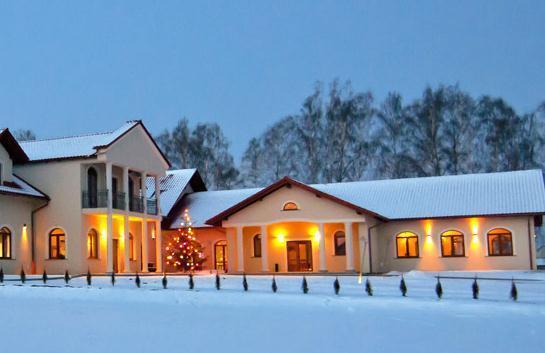 Potocki Dwor Hotel เยนเซโยฟ ภายนอก รูปภาพ